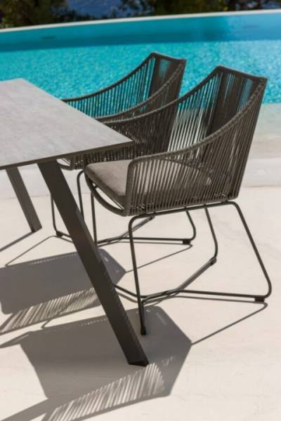 Opal-carver-easy-chair-2-seater-sofa-wcsh-8888-table-160x90cm-75h-ALU-MGR-ROP-WWL-4R-HPL-LBL-52-480x720